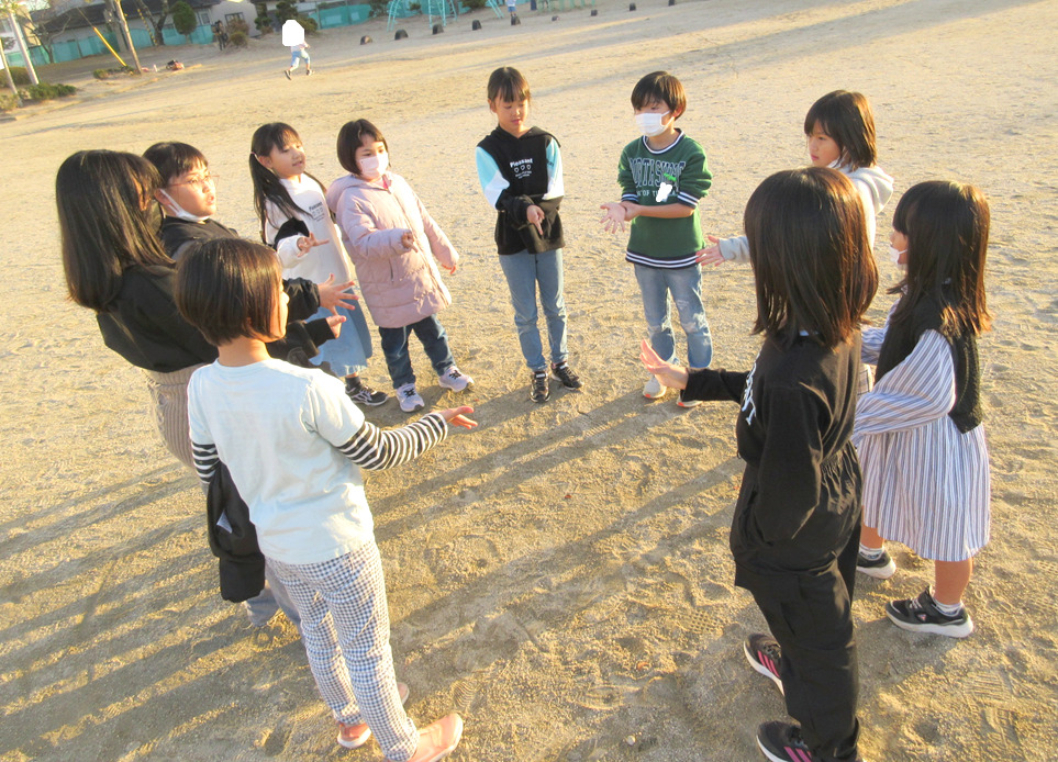 おかえりクラブ『校庭に遊びに行ってきました☆』