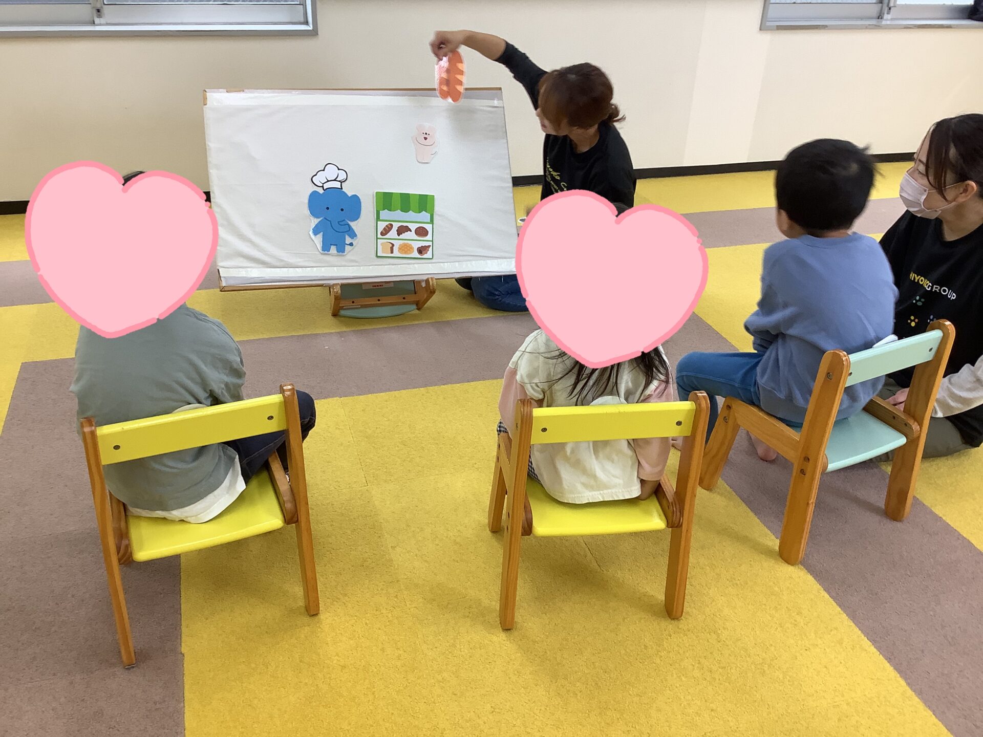 今月のパネルシアター①は…🐘🥐