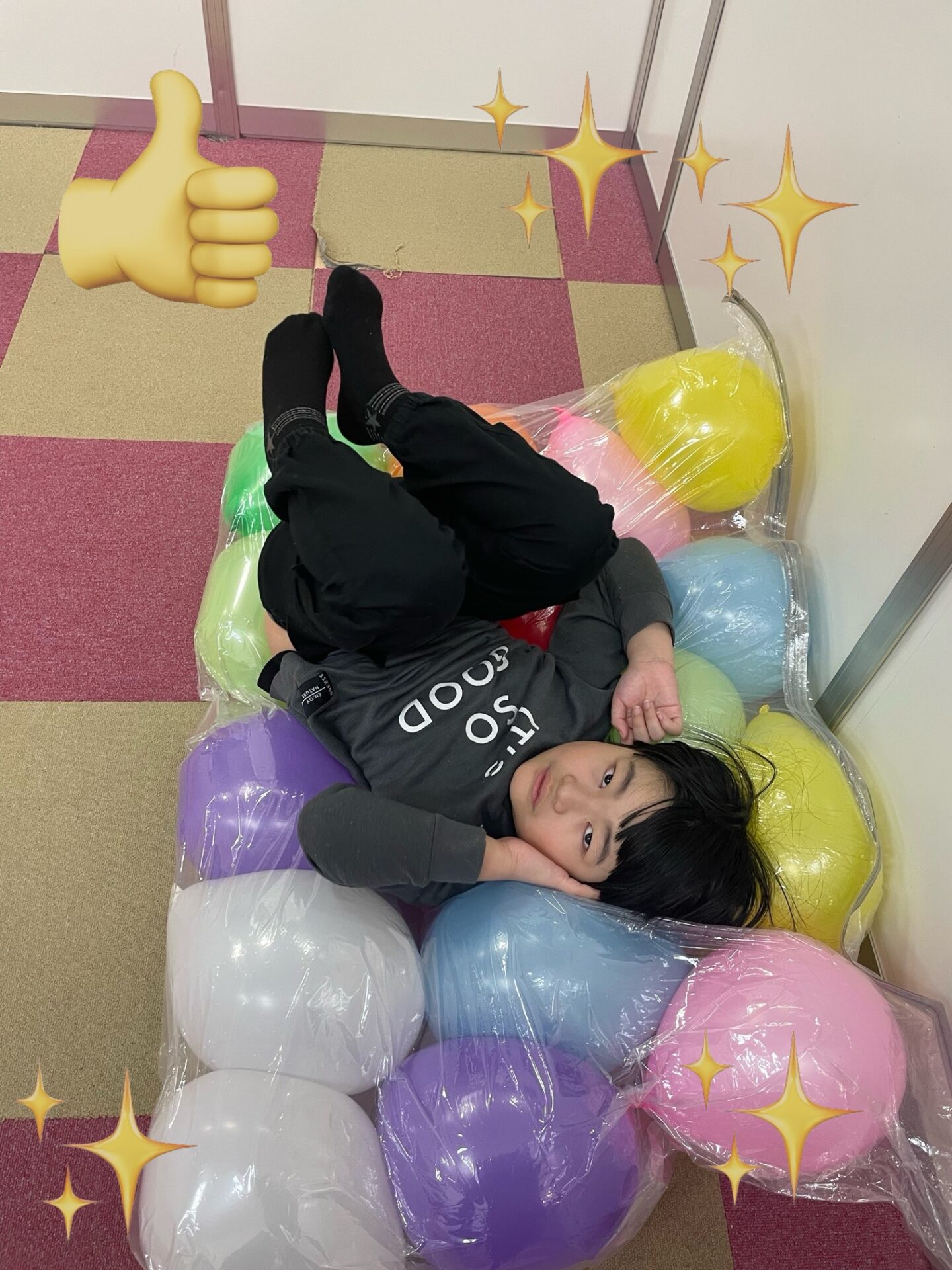 HIYOKO STUDY栗生教室『風船ベッドに寝てみよう！』